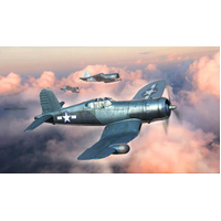 HobbyBoss 1/48 F4U-1A/2 Corsair (2 in 1) Plastic Model Kit