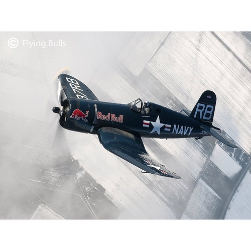 REVELL GIFT SET F4U-4 CORSAIR: FLYING BULLS 25TH ANNIV.